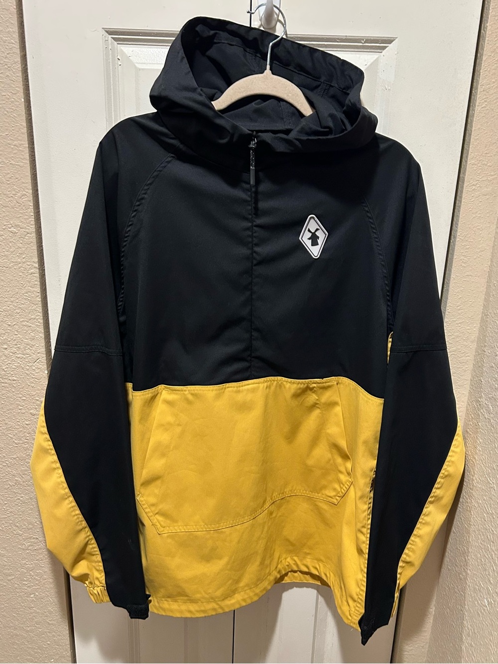 Dutch Bros Half Zip Hooded Men’s Colorblock Jacket , Large